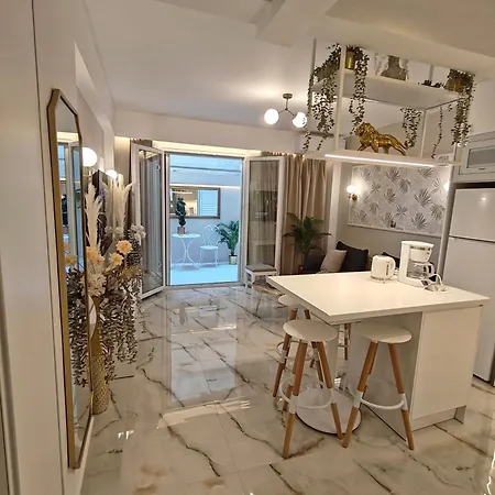 Apartment Lindy S Athens